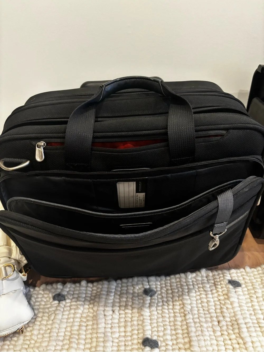 Black Men's Multi-Compartment Briefcase Bag